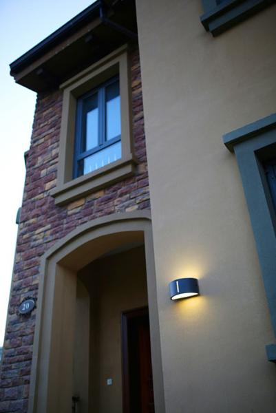 Lutec Architectural Bonn udendørslampe til væg